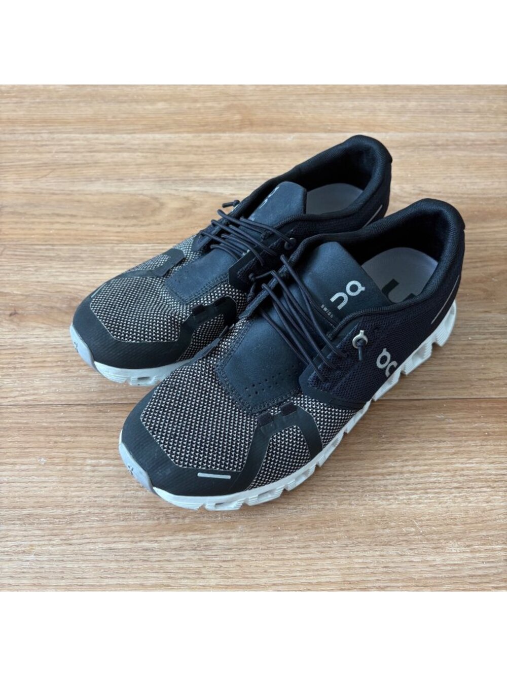 On Cloud Athletic Cloud 5 Combo Cloudtec Sneakers Black Alloy Women’s Sz 8.5